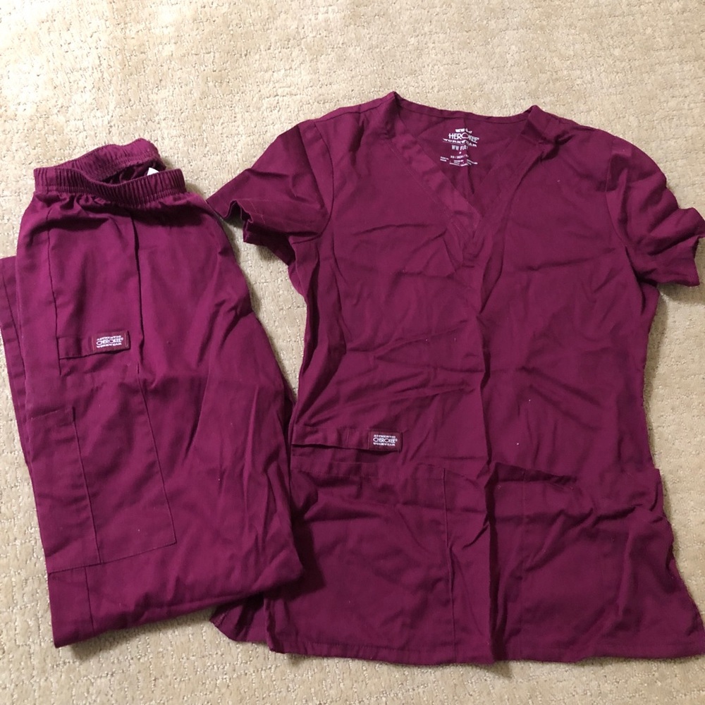 Cherokee Women’s Petite Scrubs